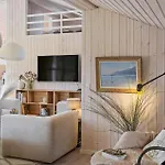 Dom wakacyjny 4 Bedroom In
