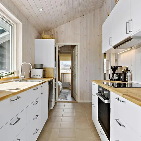 4 Bedroom In Holiday home *