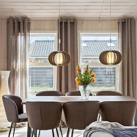 Holiday home 4 Bedroom In