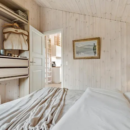 4 Bedroom In Holiday home Hojby