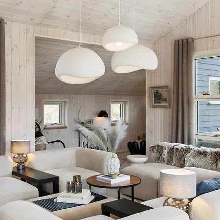 4 Bedroom In