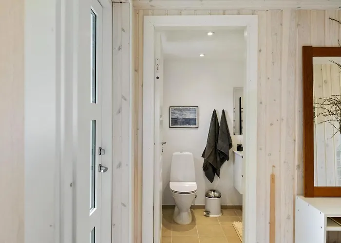 4 Bedroom In * Højby